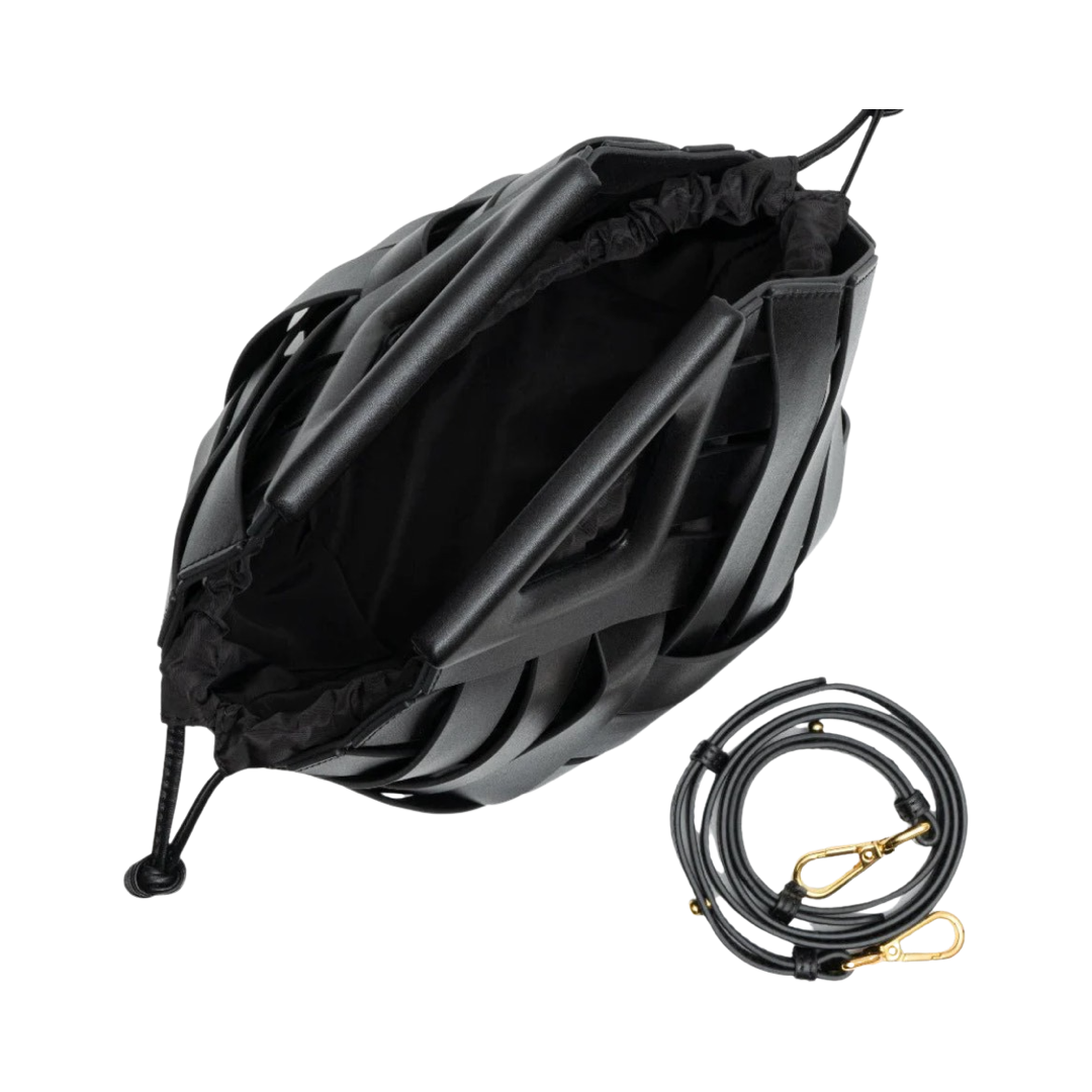 Santaella   |    Annika Brown Bag