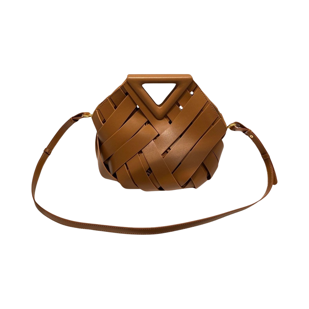 Santaella   |    Annika Brown Bag