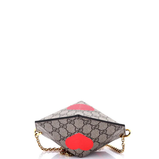 Gucci   |    Valentine's Day Heart Bag (Small)