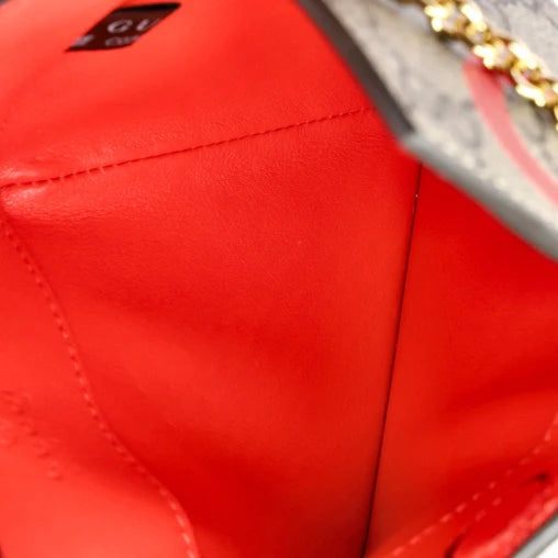 Gucci   |    Valentine's Day Heart Bag (Small)