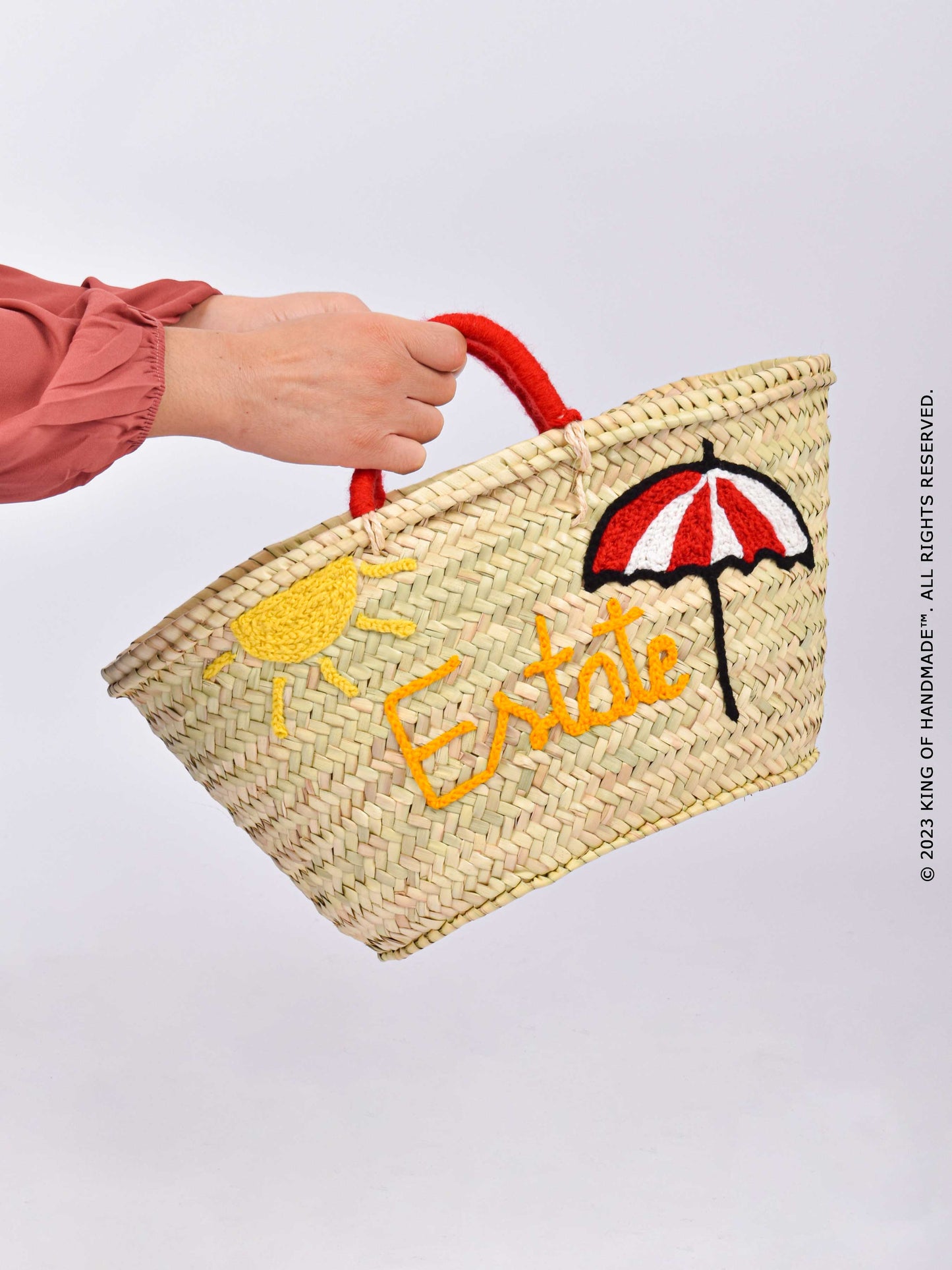 Straw Bags  |    Custom tote With Motif