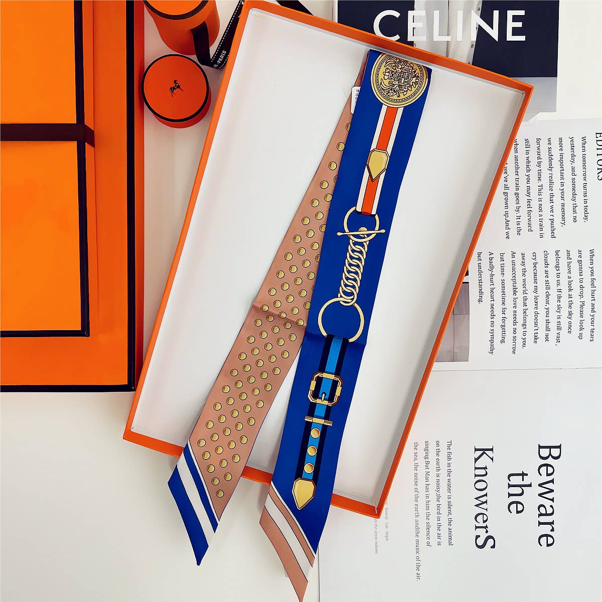 Chain Ribbon Scarf and Round Orange Gift Box: Black