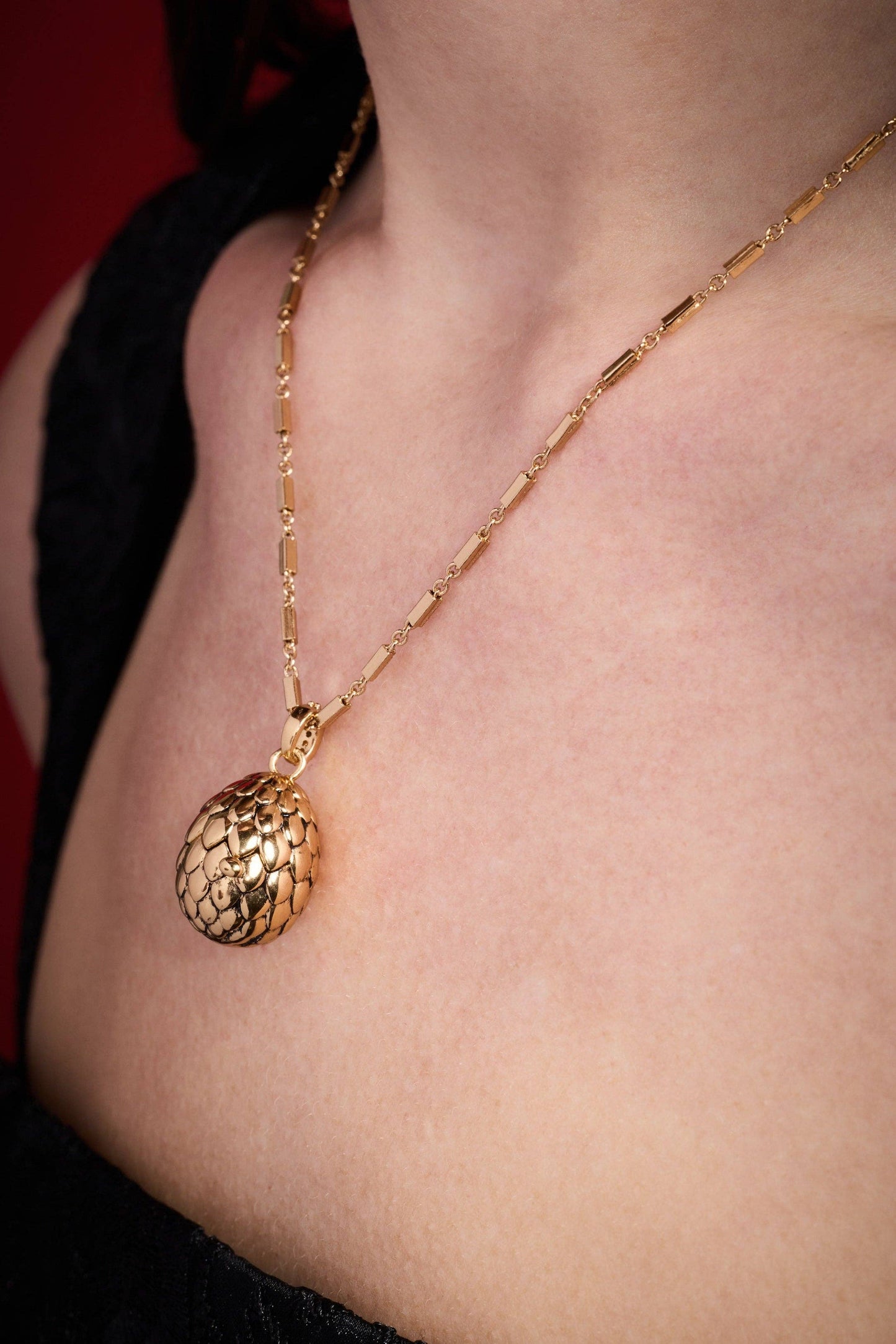 House of the Dragon™ Dragon Egg Locket Pendant: Gold