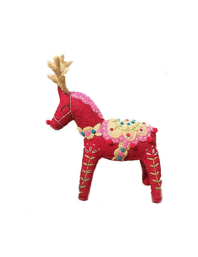Reindeer Mantel Topper: Red