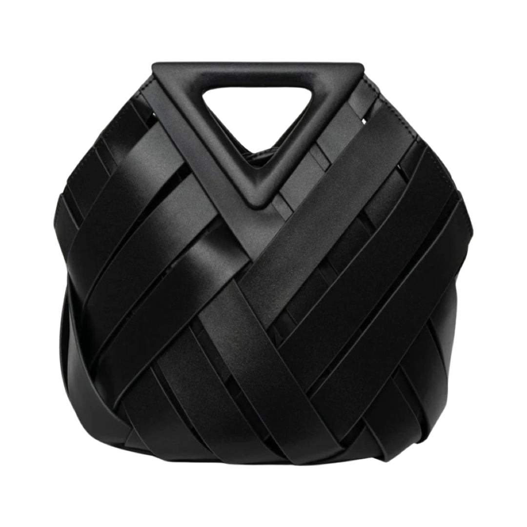 Santaella   |    Annika Brown Bag