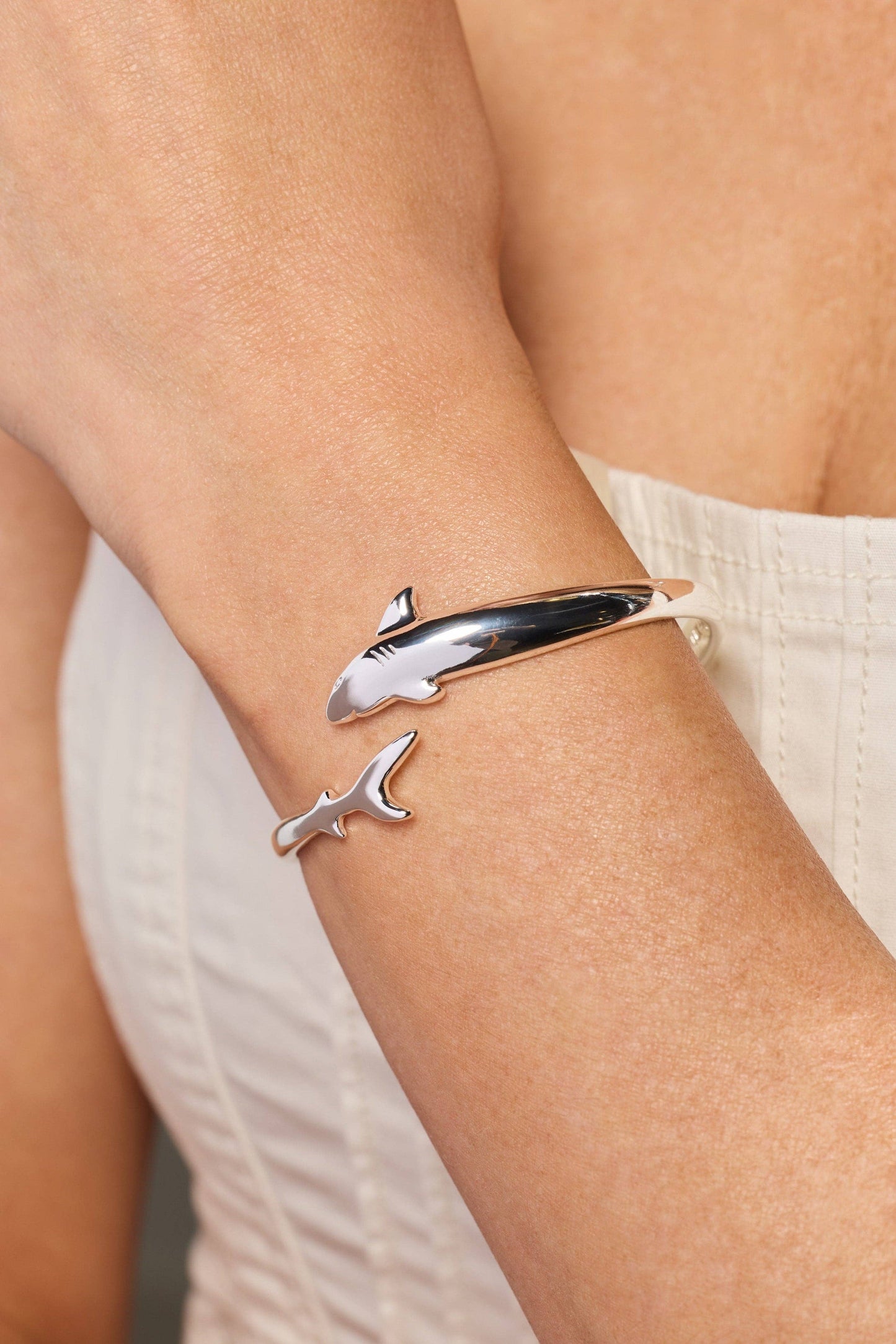Shark Bypass Cuff: Silver