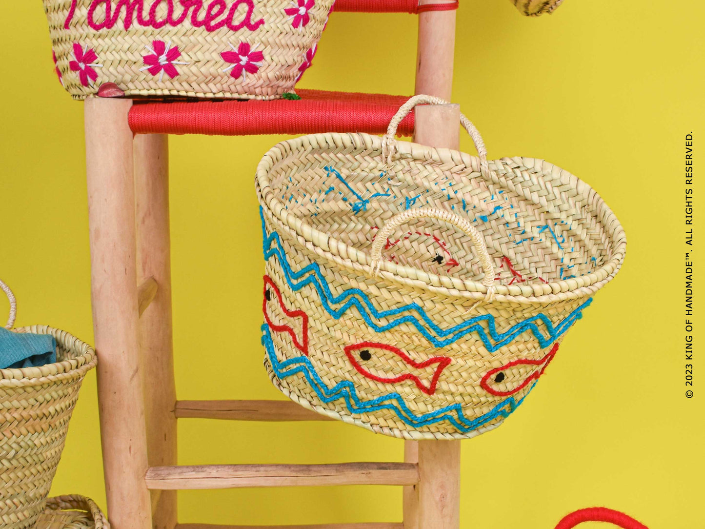 Straw Bags  |    Custom tote With Motif