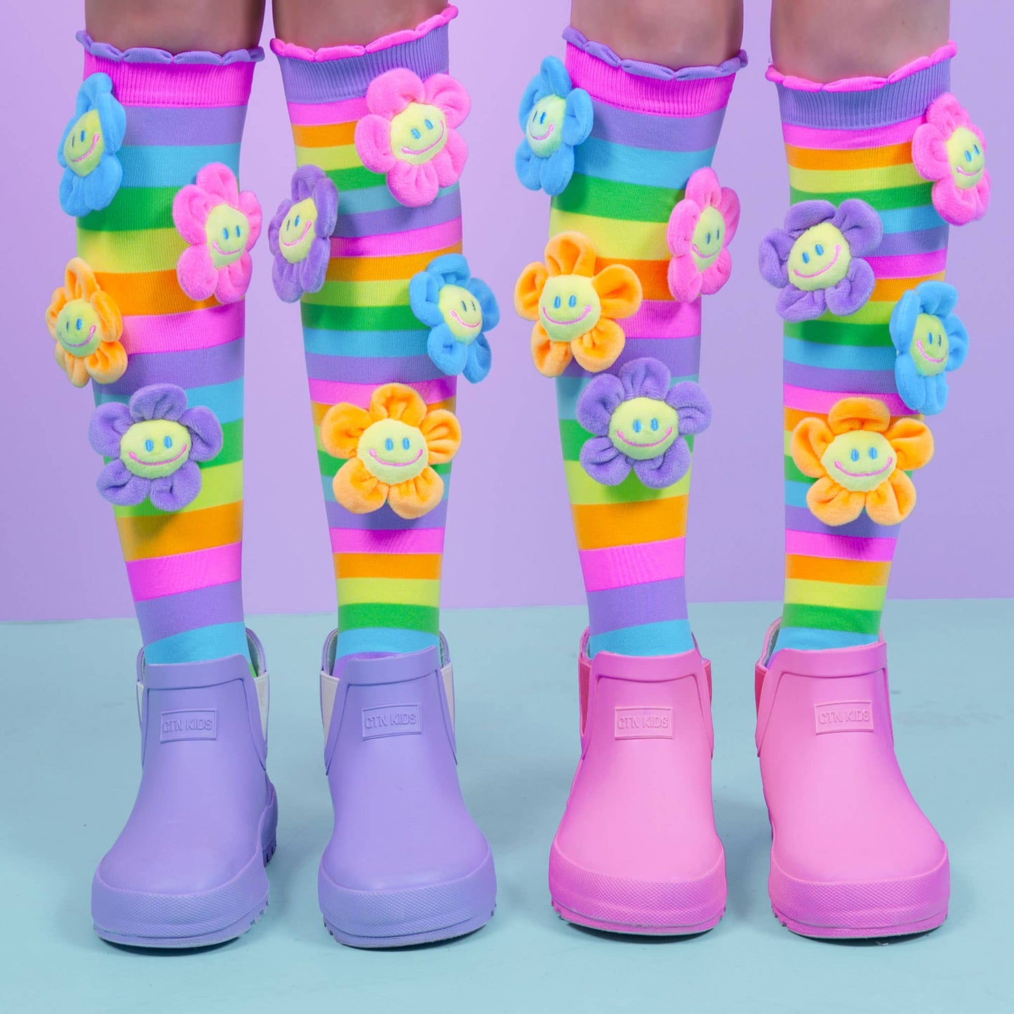 SOCKS   |    OOPSIE DAISY SOCKS: Kids & Adults Age 6 - 99