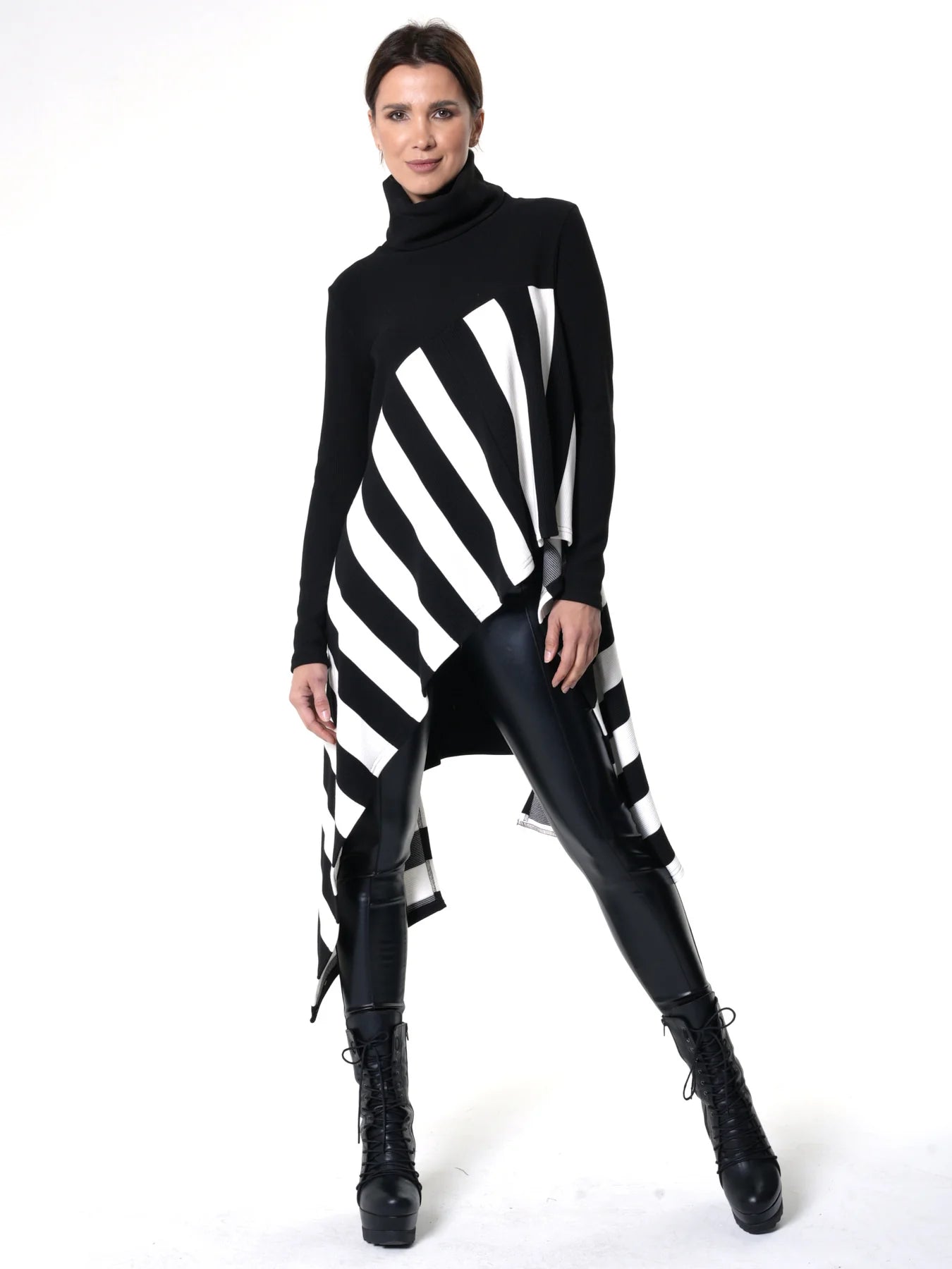 Metamorphoza   |   Asymmetric Striped Tunic In Black and White