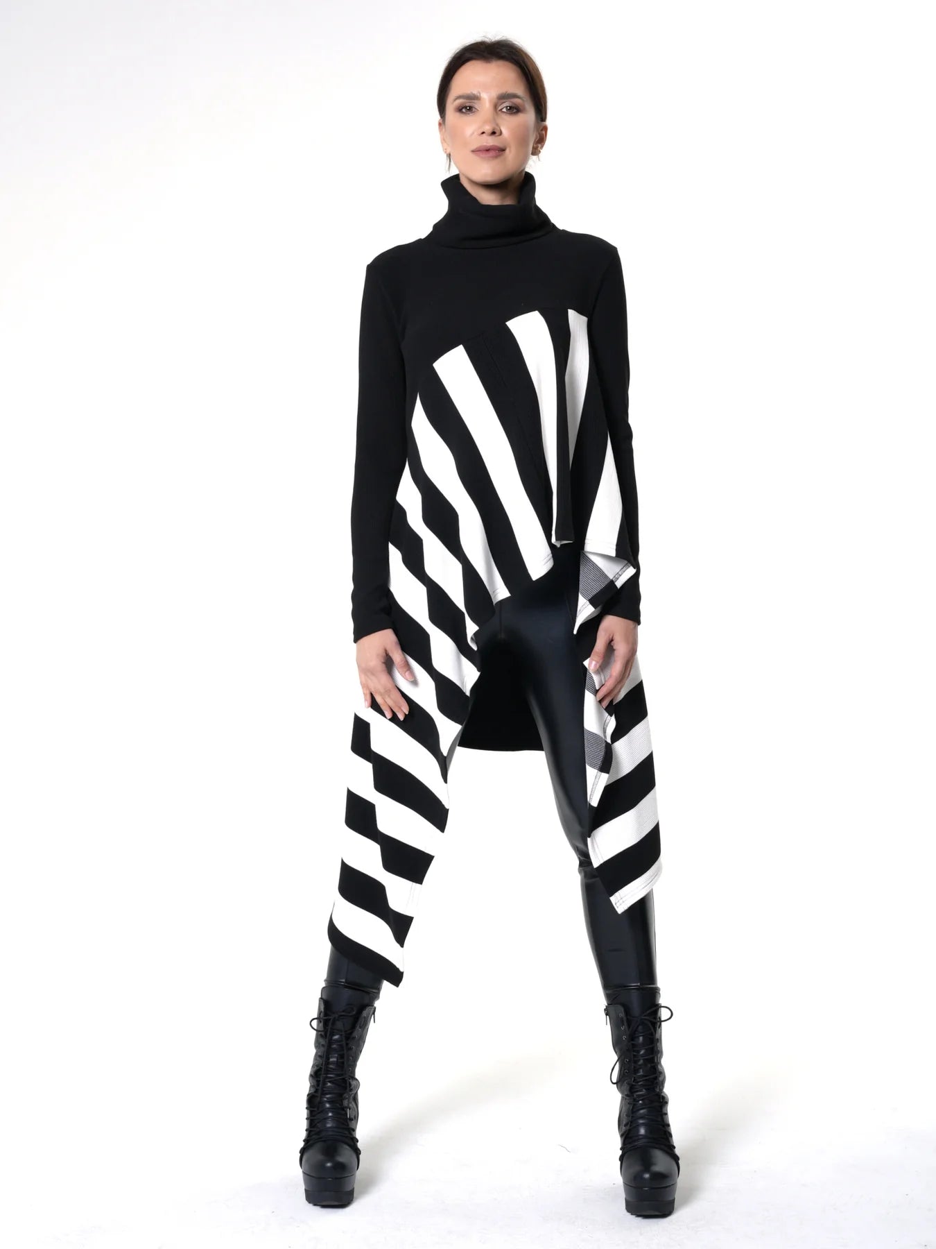 Metamorphoza   |   Asymmetric Striped Tunic In Black and White