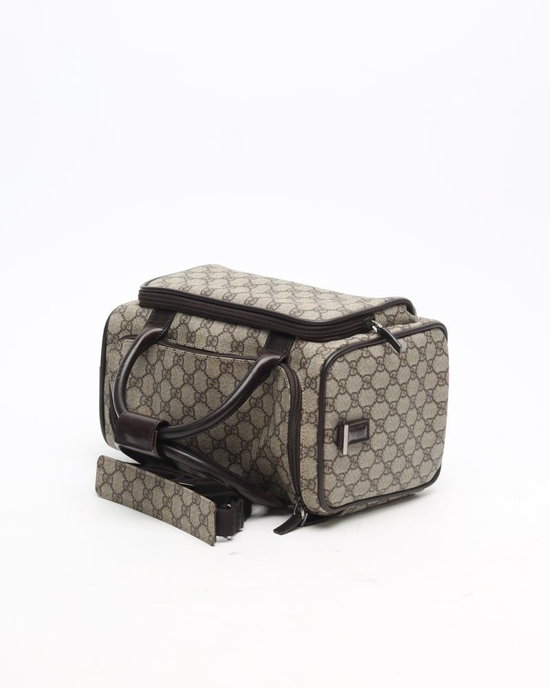 Gucci   |    Supreme Crossbody Bag