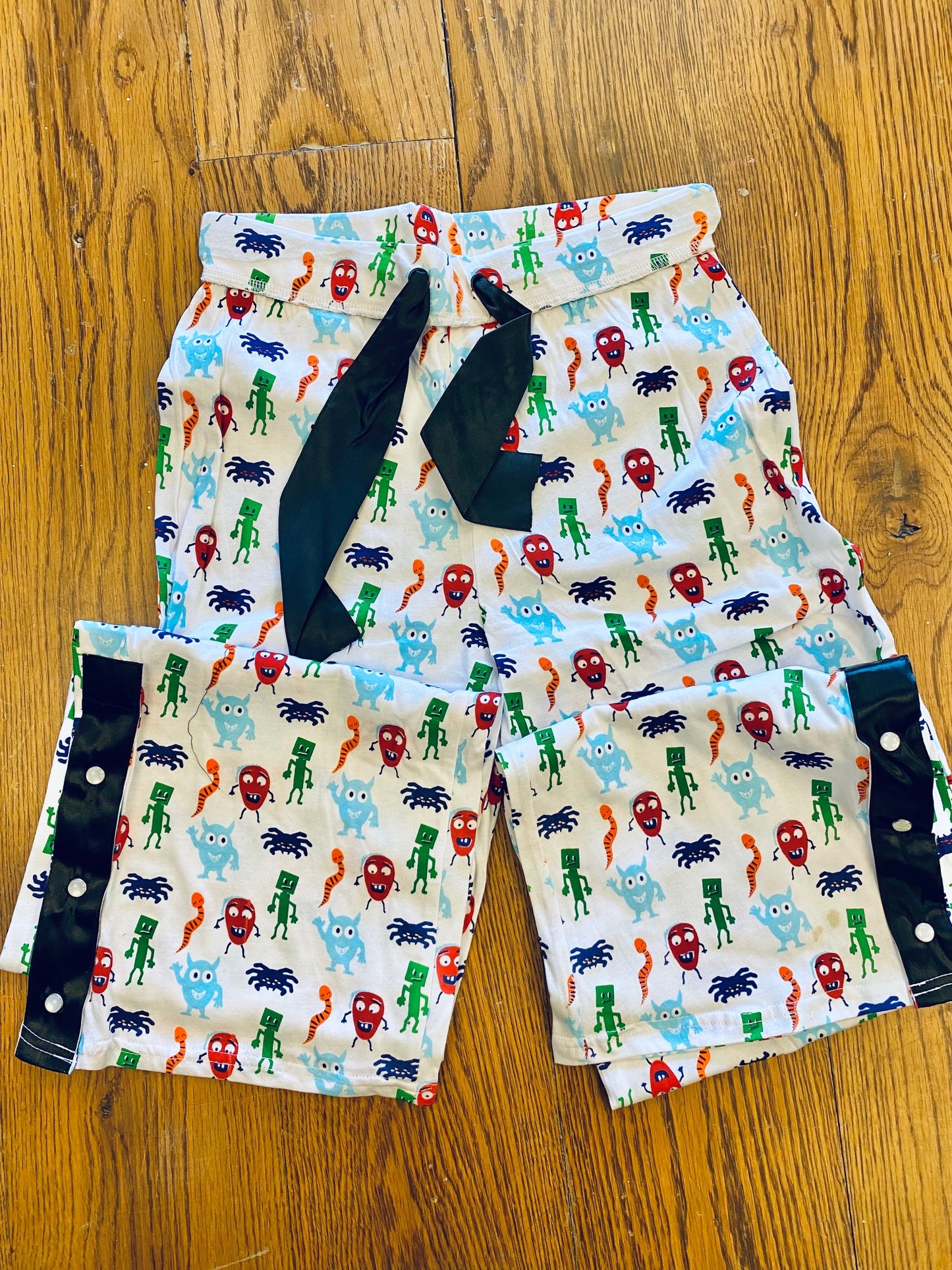 Characters   |    PJ's - Set (Tops & Bottoms)