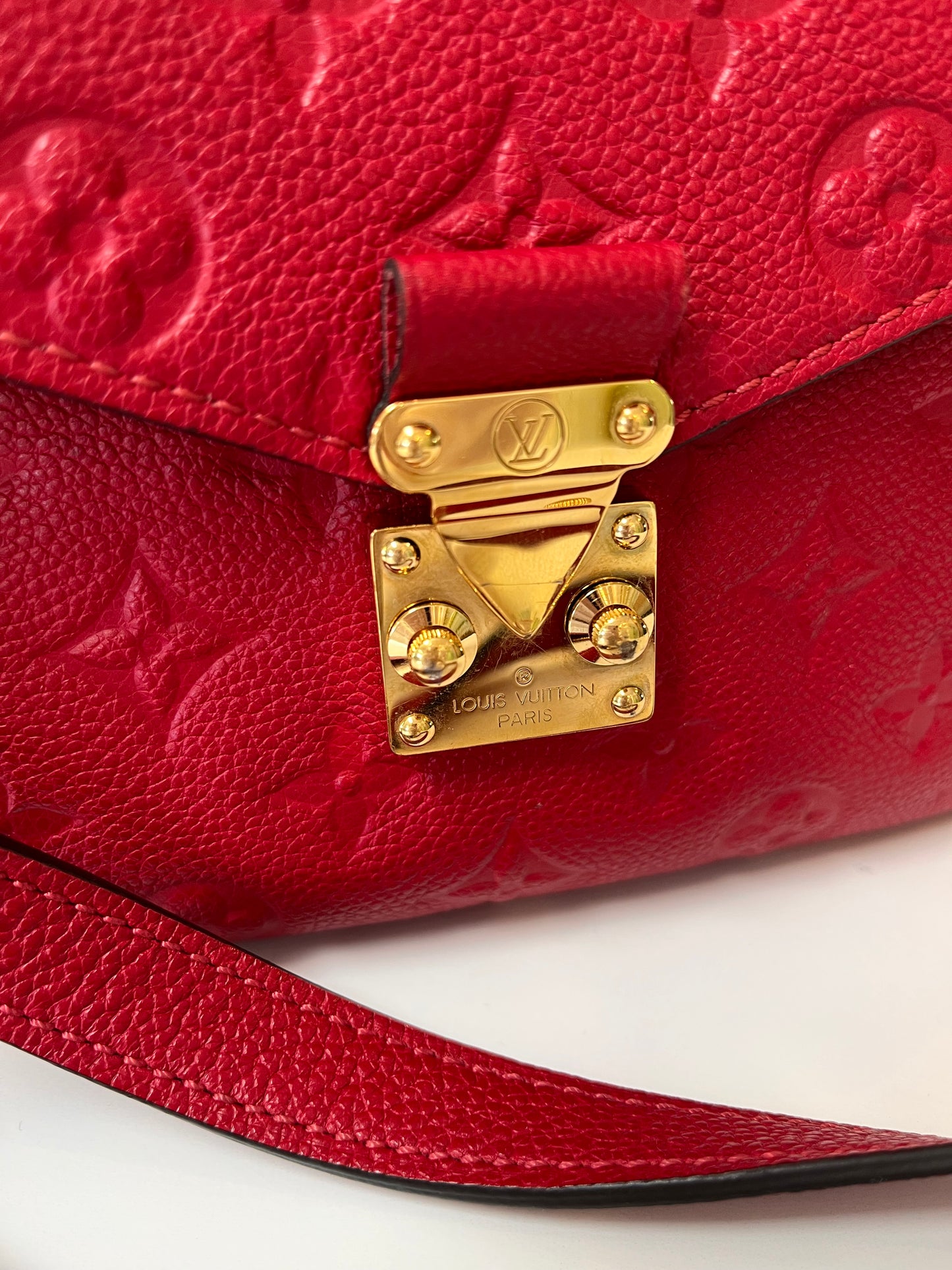 Vintage Louis Vuitton Metis Satchel in red Monogram Empreinte Leather