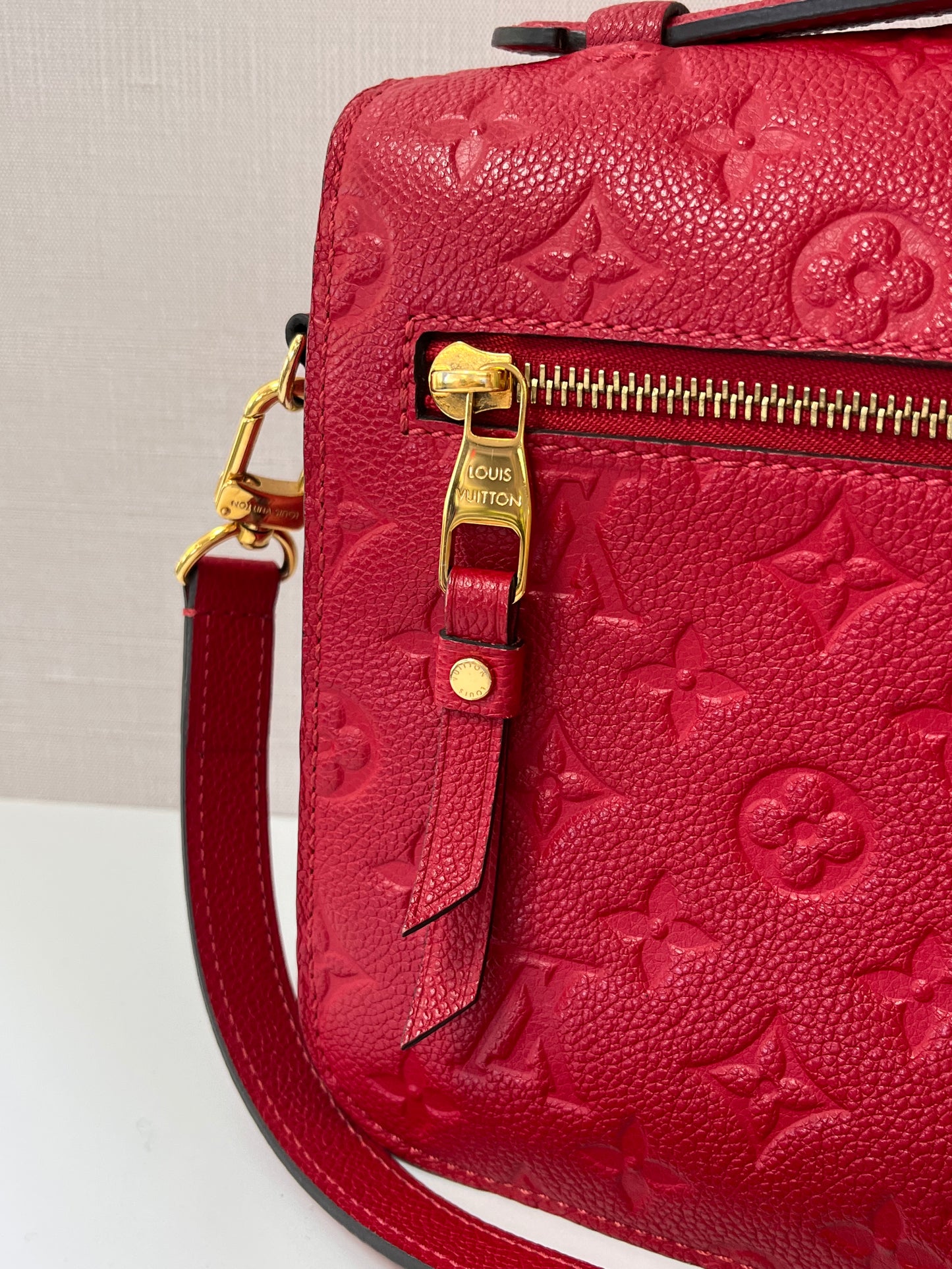 Vintage Louis Vuitton Metis Satchel in red Monogram Empreinte Leather