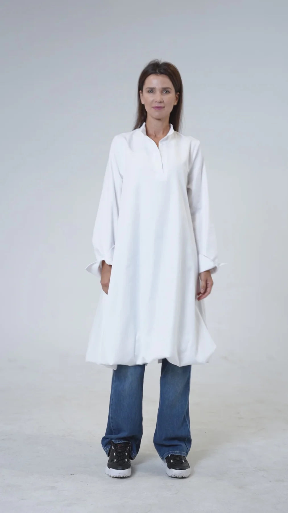 Metamorphoza   |    Long Sleeve Tunic Dress In White