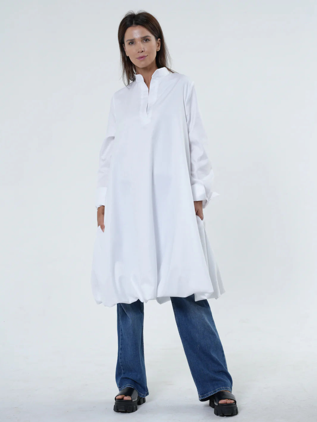 Metamorphoza   |    Long Sleeve Tunic Dress In White