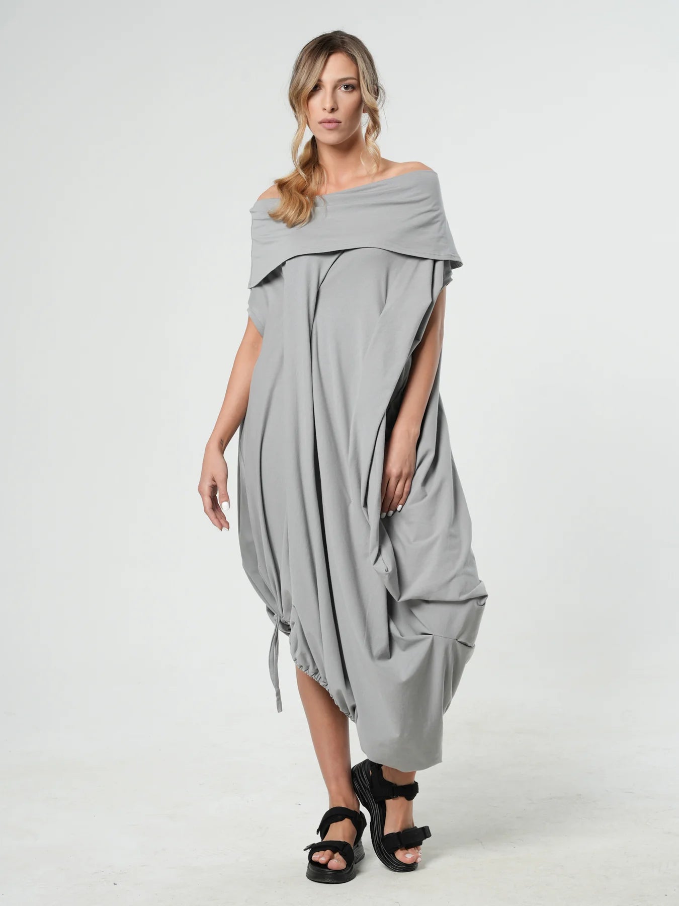 Metamorphoza   |   Oversize Cotton Kaftan Dress In Light Grey