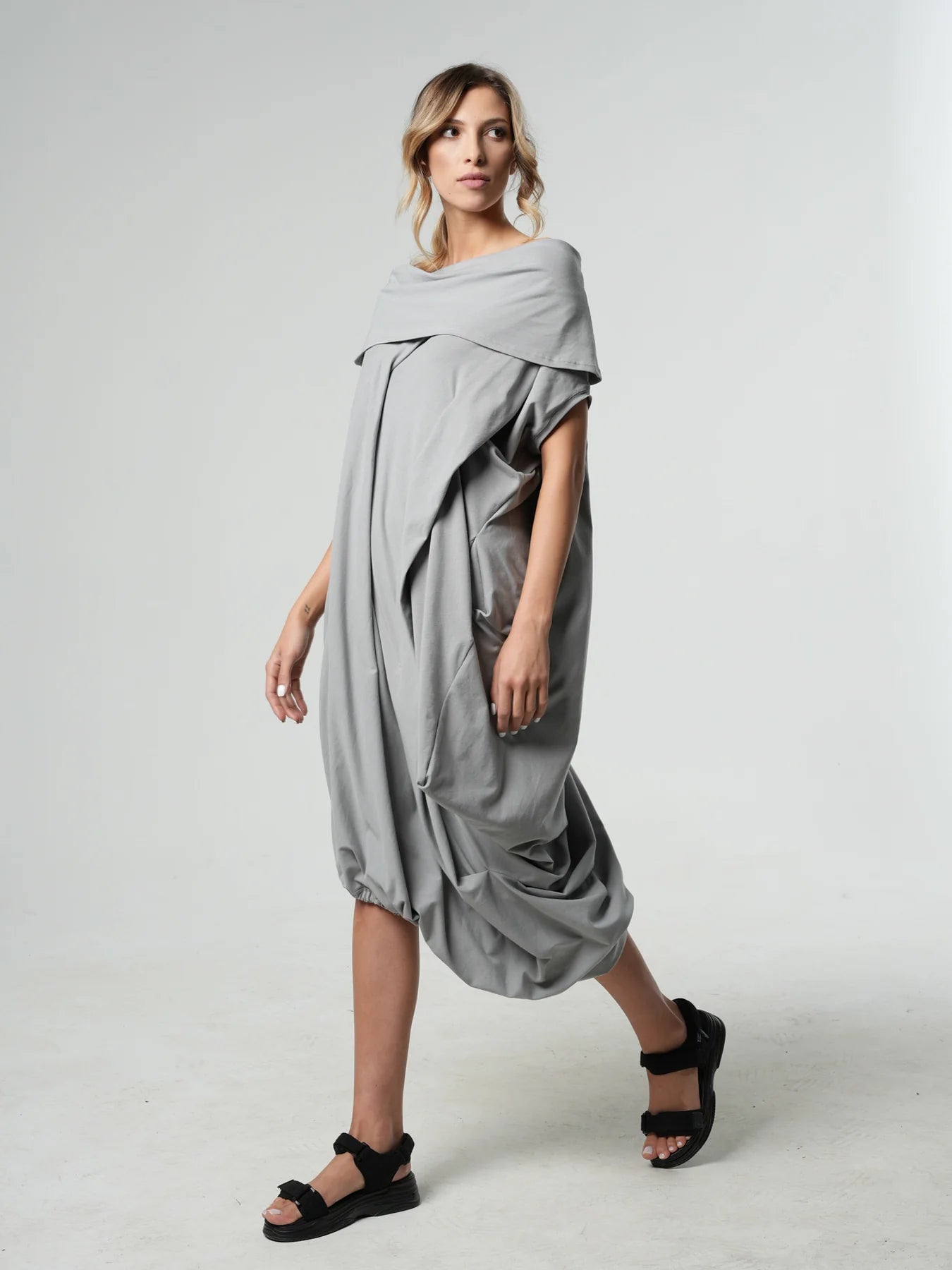Metamorphoza   |   Oversize Cotton Kaftan Dress In Light Grey
