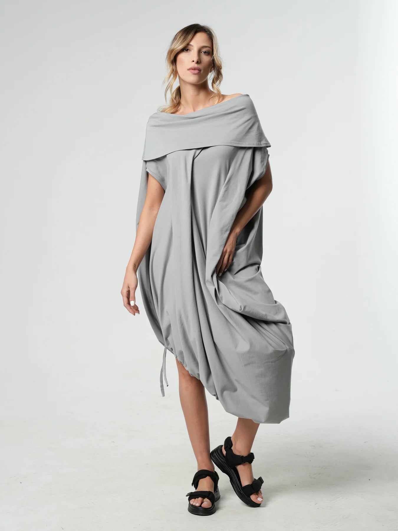 Metamorphoza   |   Oversize Cotton Kaftan Dress In Light Grey