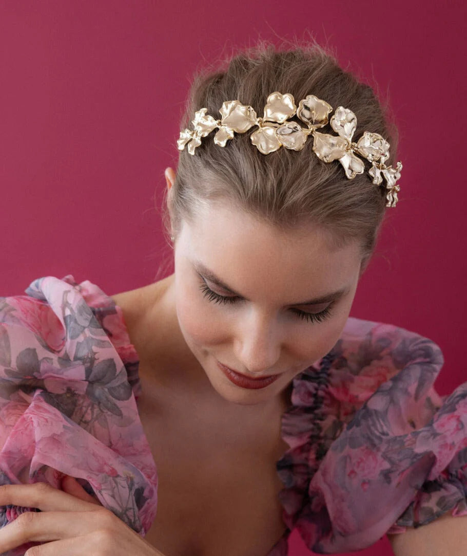 Epona Valley   |    Petalo Di Fiore Headband