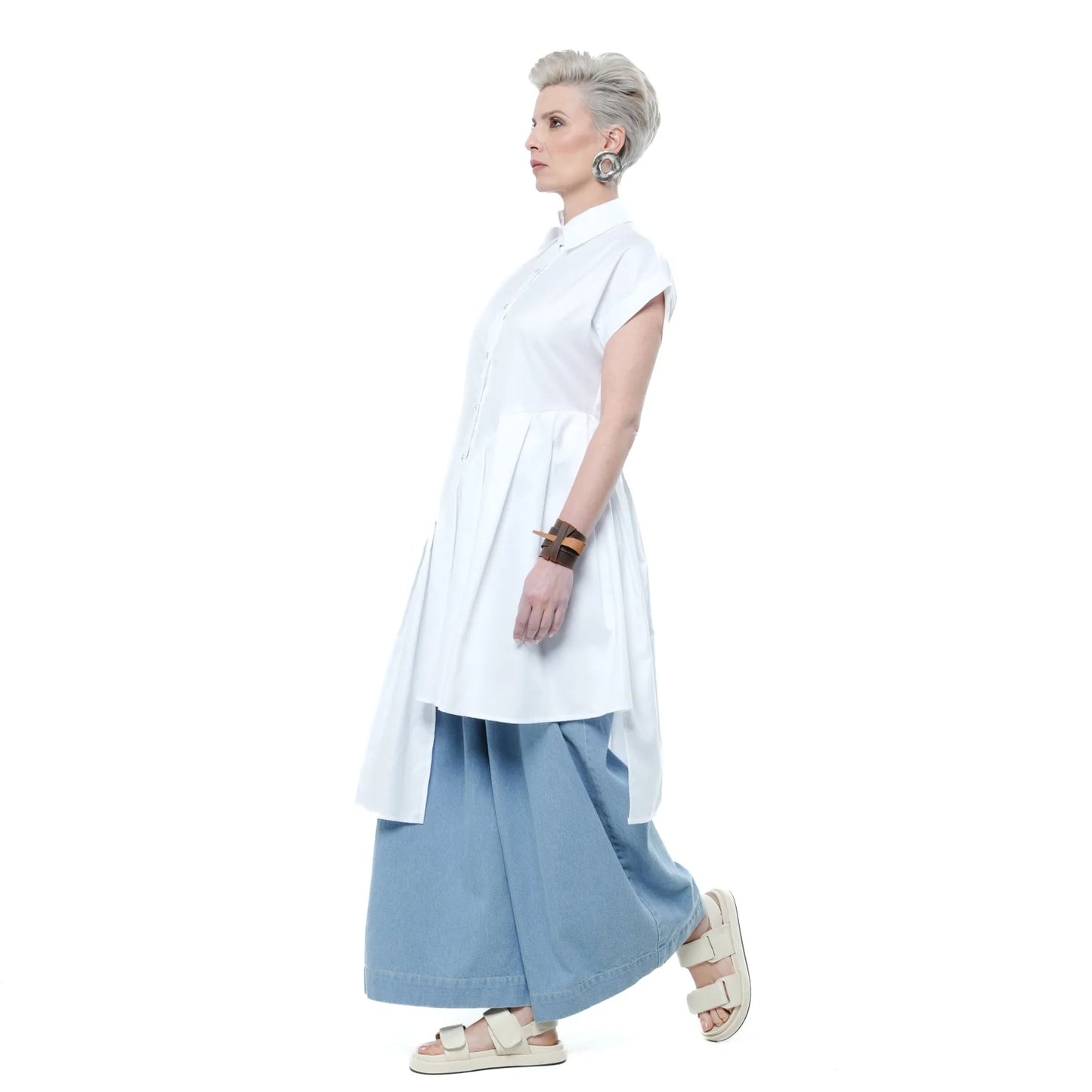 Metamorphoza   |    Pleated Tunic Shirt In White