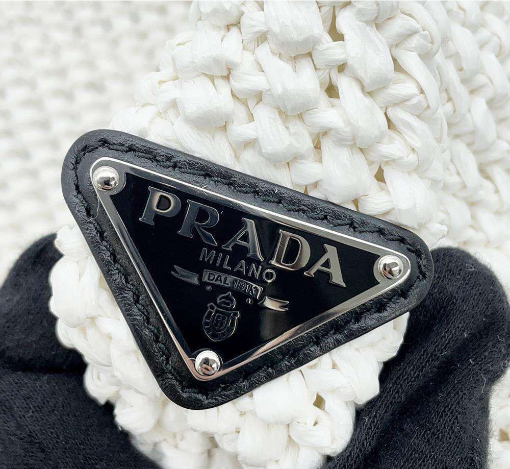 Prada   |    Crochet Tote Bag Raffia White