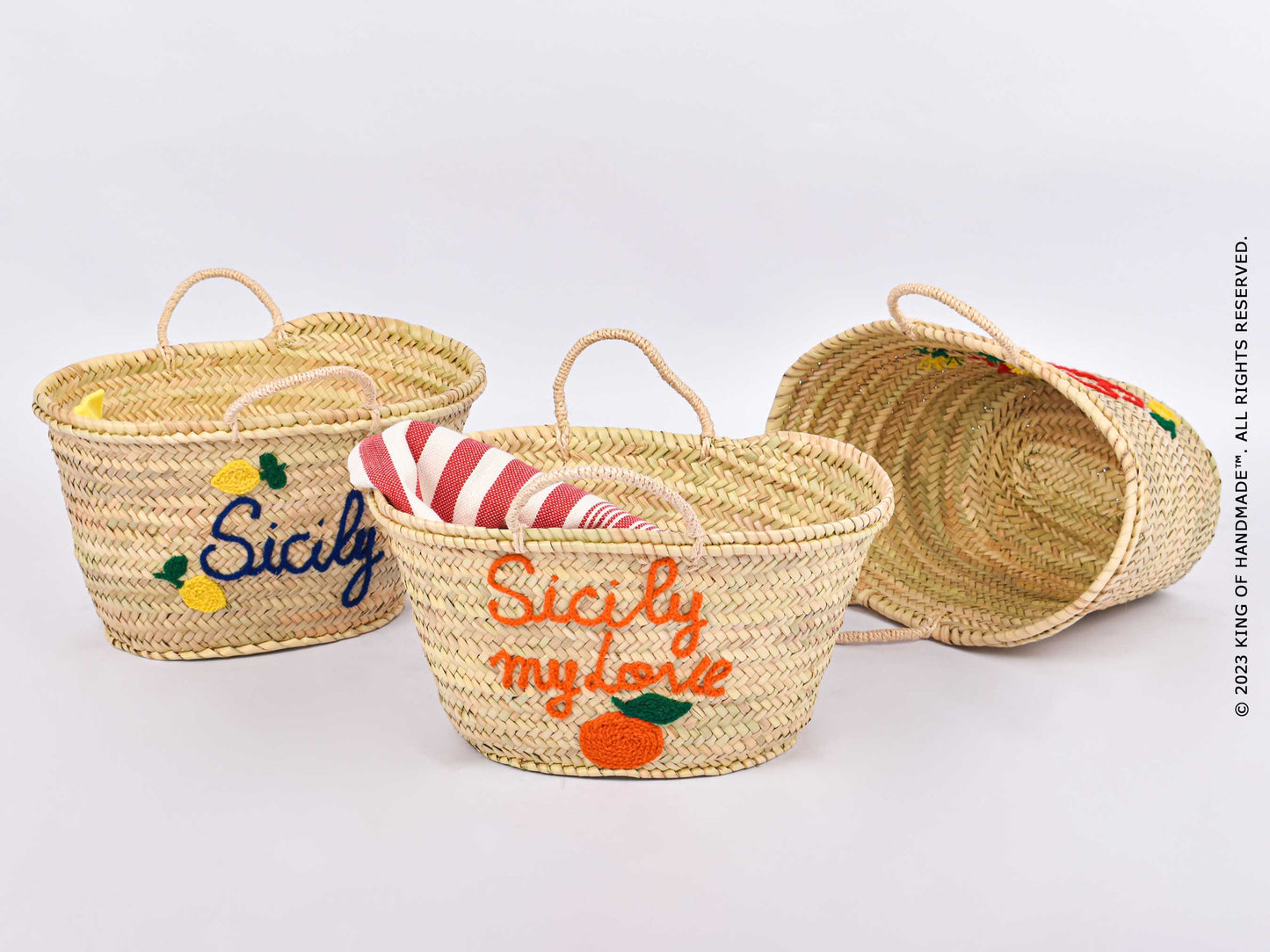 Straw Bags  |    Custom tote With Motif