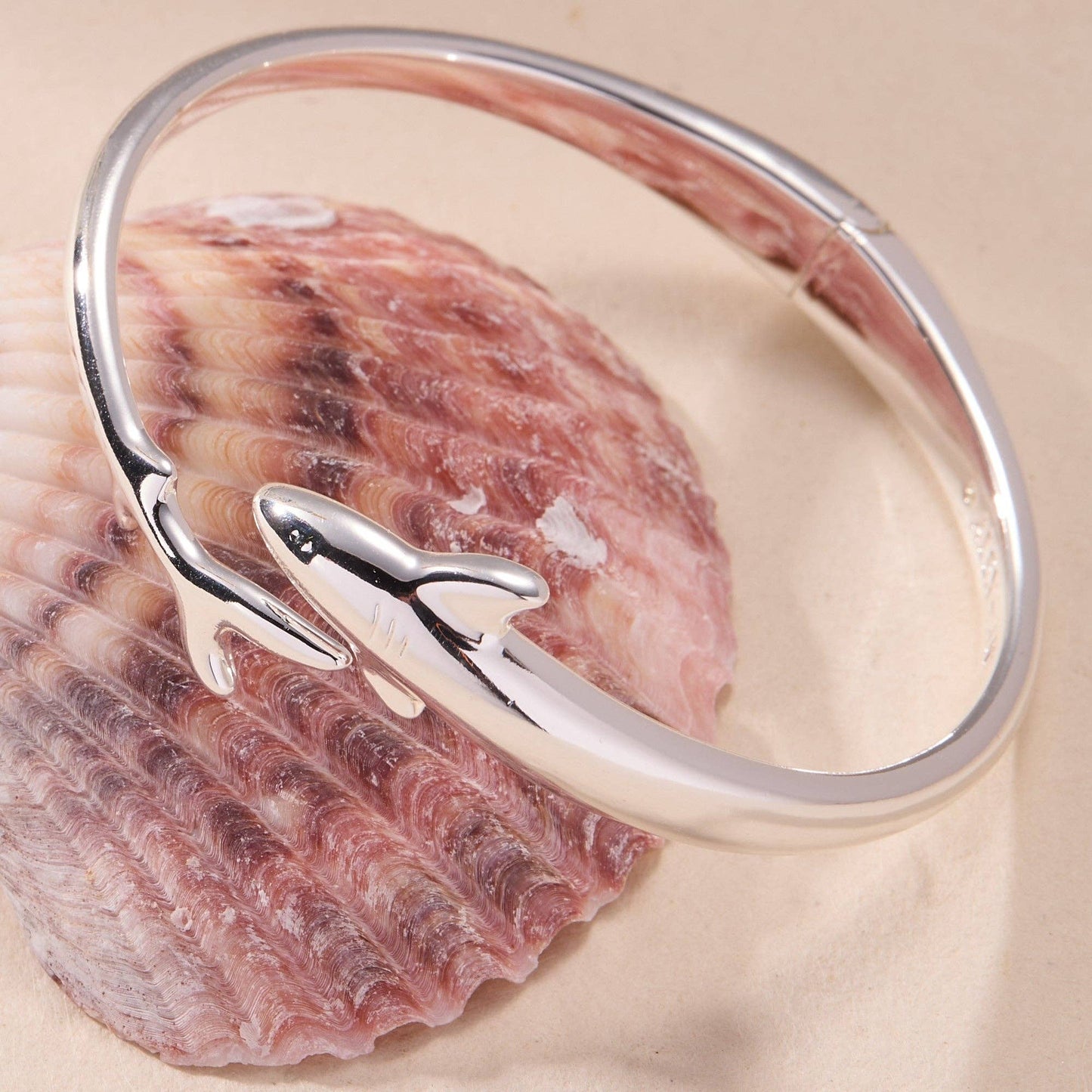 Shark Bypass Cuff: Silver