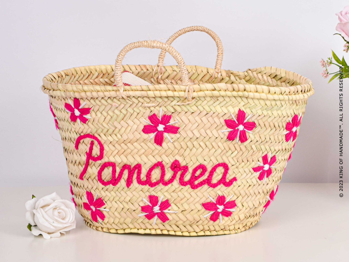 Straw Bags  |    Custom tote With Motif