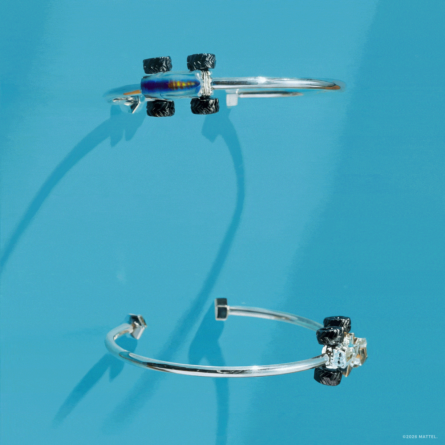 Hot Wheels™ Tiger Shark Monster Truck Moveable Cuff: Silver